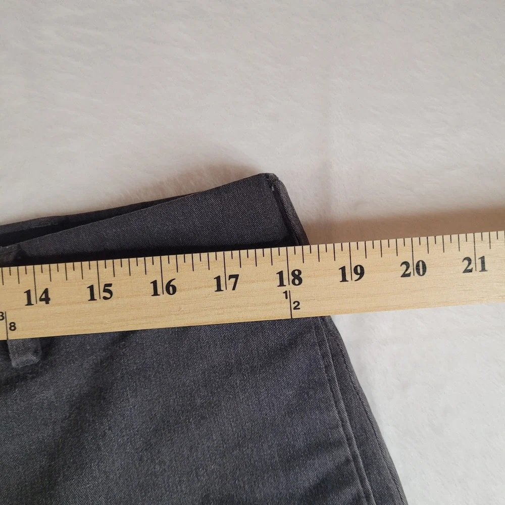 Dockers Mens Relaxed Fit Flat Front Chino Pants Gray 36x34 Cotton Blend 0121